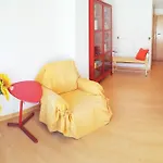 Casa De Acolhedora/ Cosy House
